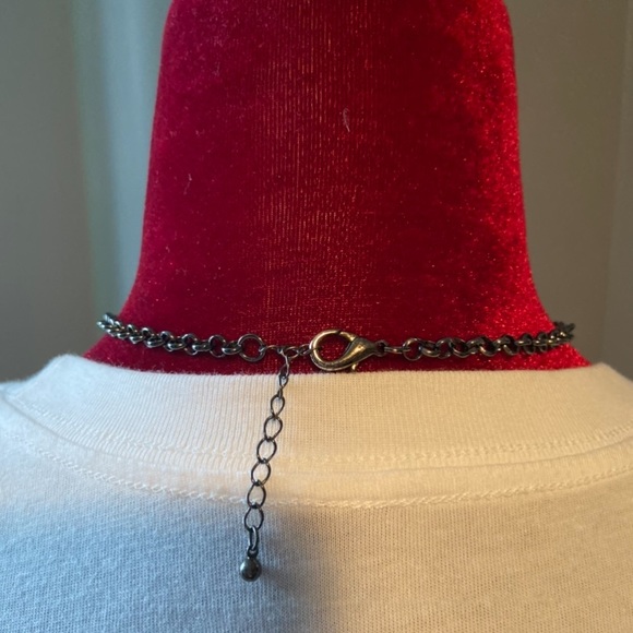 Ombré heart necklace - Picture 3 of 3